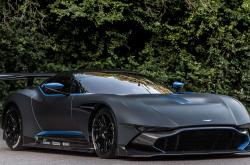 华体会国米赞助商-深圳队淘汰快船，霍勒迪持续制造杀伤—一场跨越篮球次元的对决