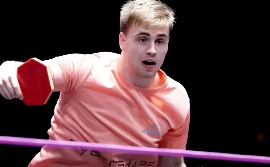 俄罗斯运动员在乒乓球赛中高光表现 俄罗斯运动员在乒乓球赛中高光表现