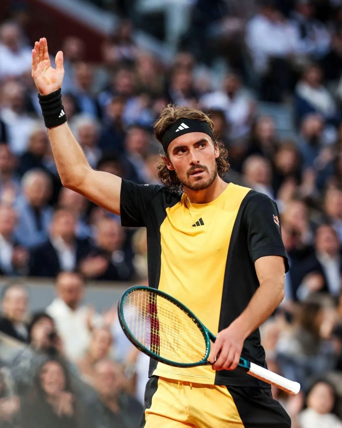 日本网球队绝地反击世界网球队，西西帕斯统治全场的简单介绍